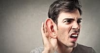  Як правильно чистити вуха? 